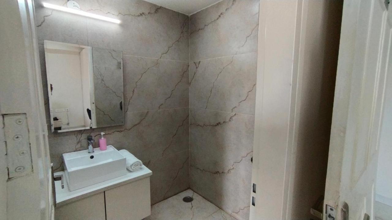 Saltstayz Sector 52 - Ardee City Mall Gurgaon Exterior foto